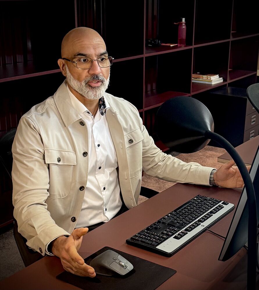 Martin Polozadeh, expert på portföljstyrning för projektledare och grundare av Preopti