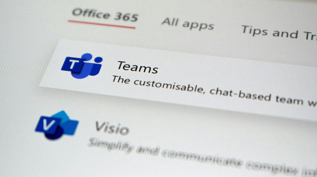 Microsoft Teams i Office 365-appmenyn – plattformen där Project Manager agent i Planner genererar AI-baserade statusrapporter